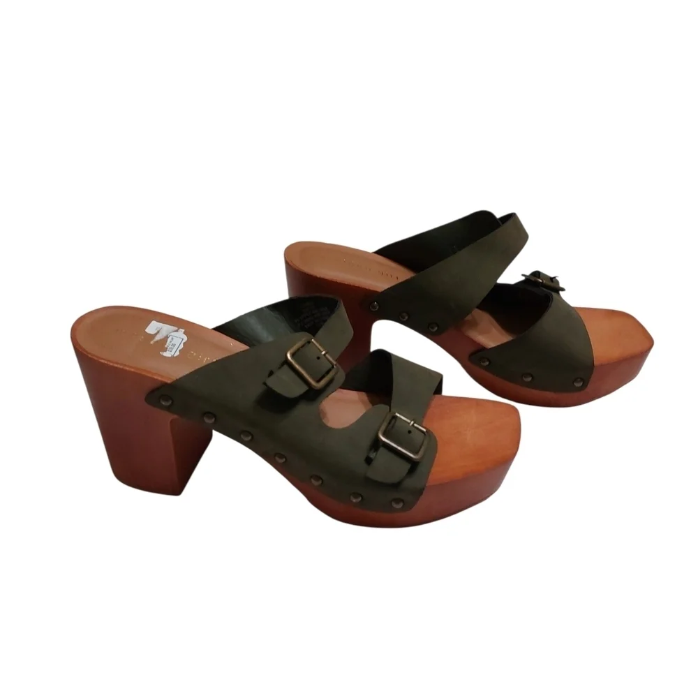Madden Girl Green and Brown Platform Sandals